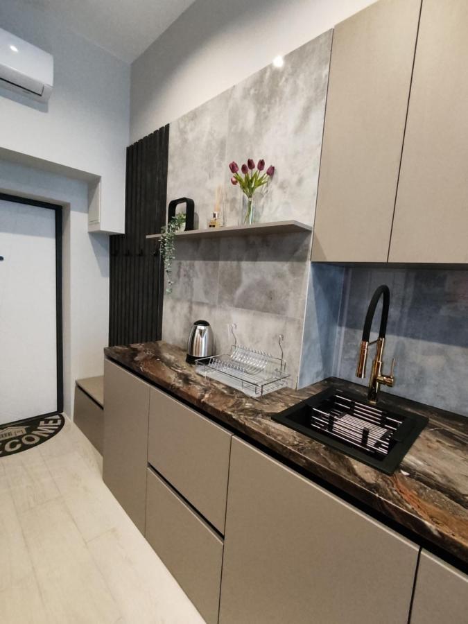 Brativ Rohatynciv 32 Liov Exterior foto